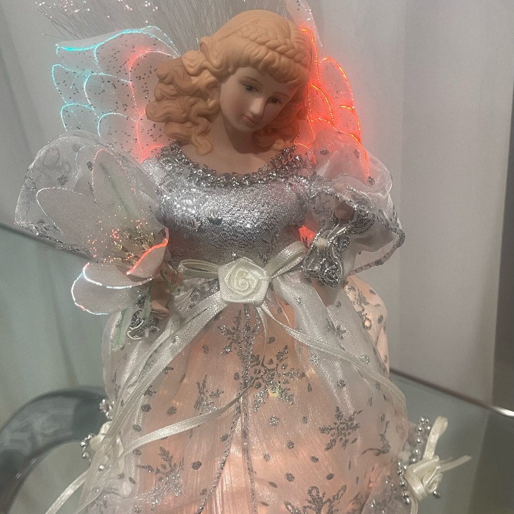Deluxe Angel